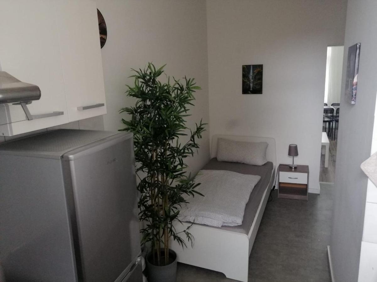 Wohnung In Koeln 1B Екстериор снимка